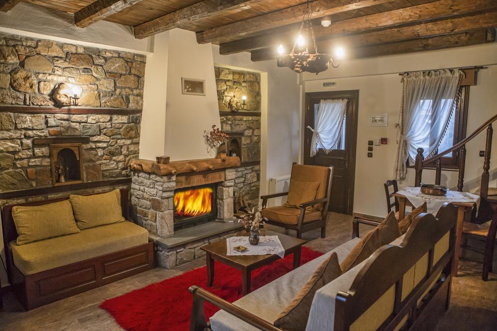 Villa T'Asprolithia Kalývia Fylaktís Esterno foto