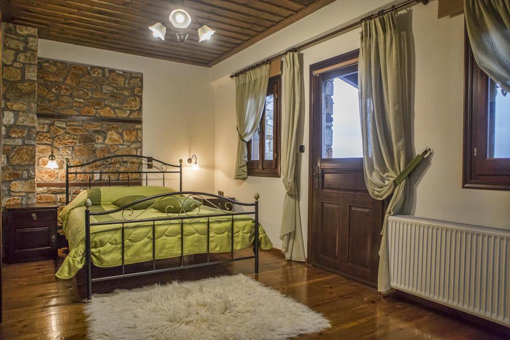 Villa T'Asprolithia Kalývia Fylaktís Esterno foto